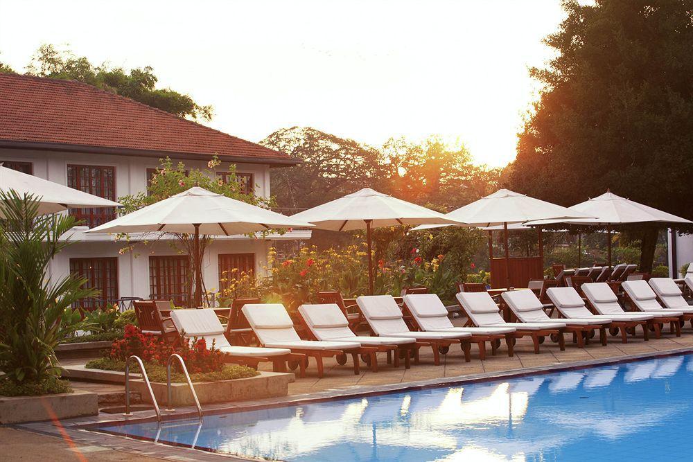 Hotel Mahaweli Reach Kandy