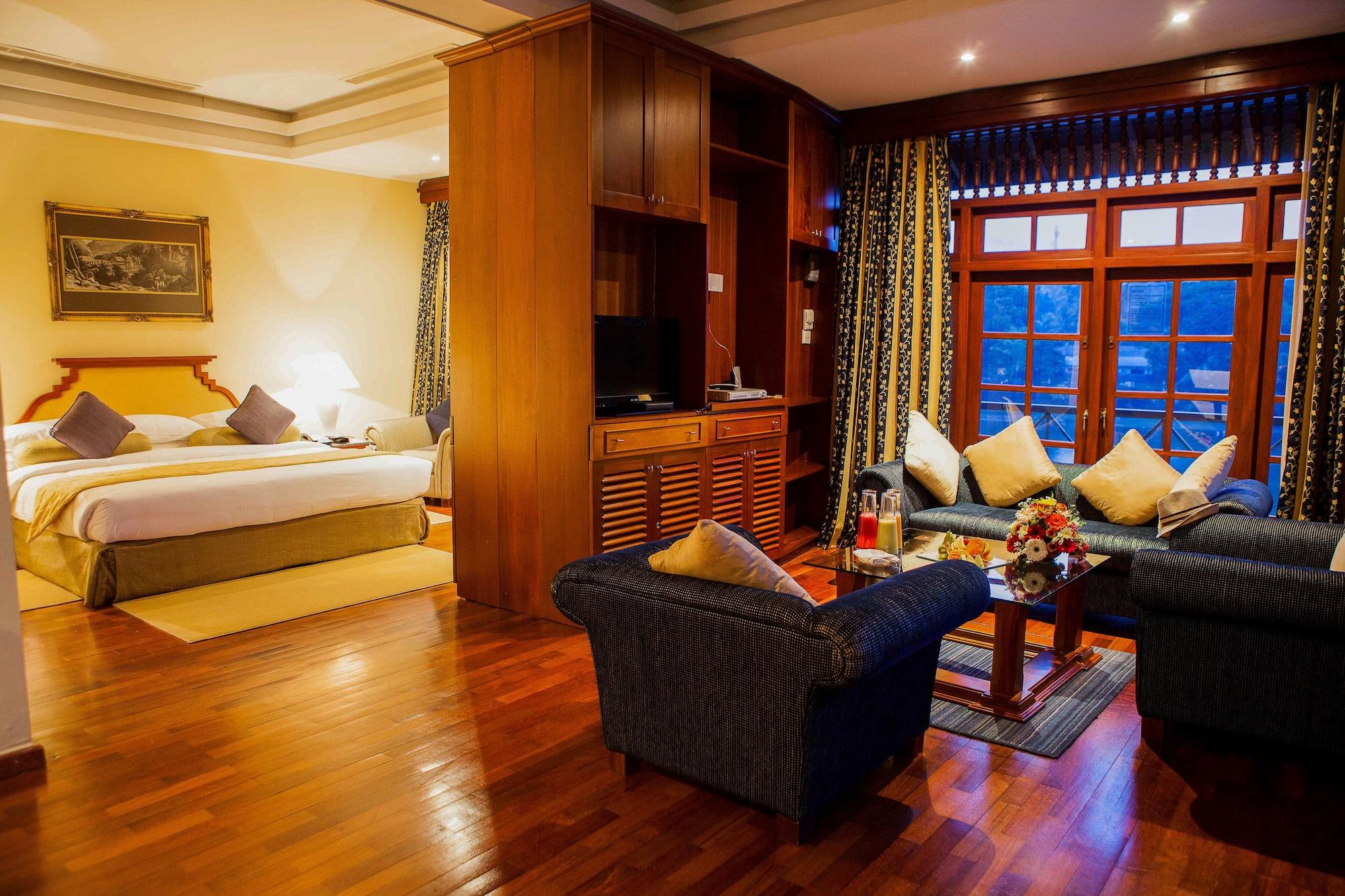 Mahaweli Reach Kandy