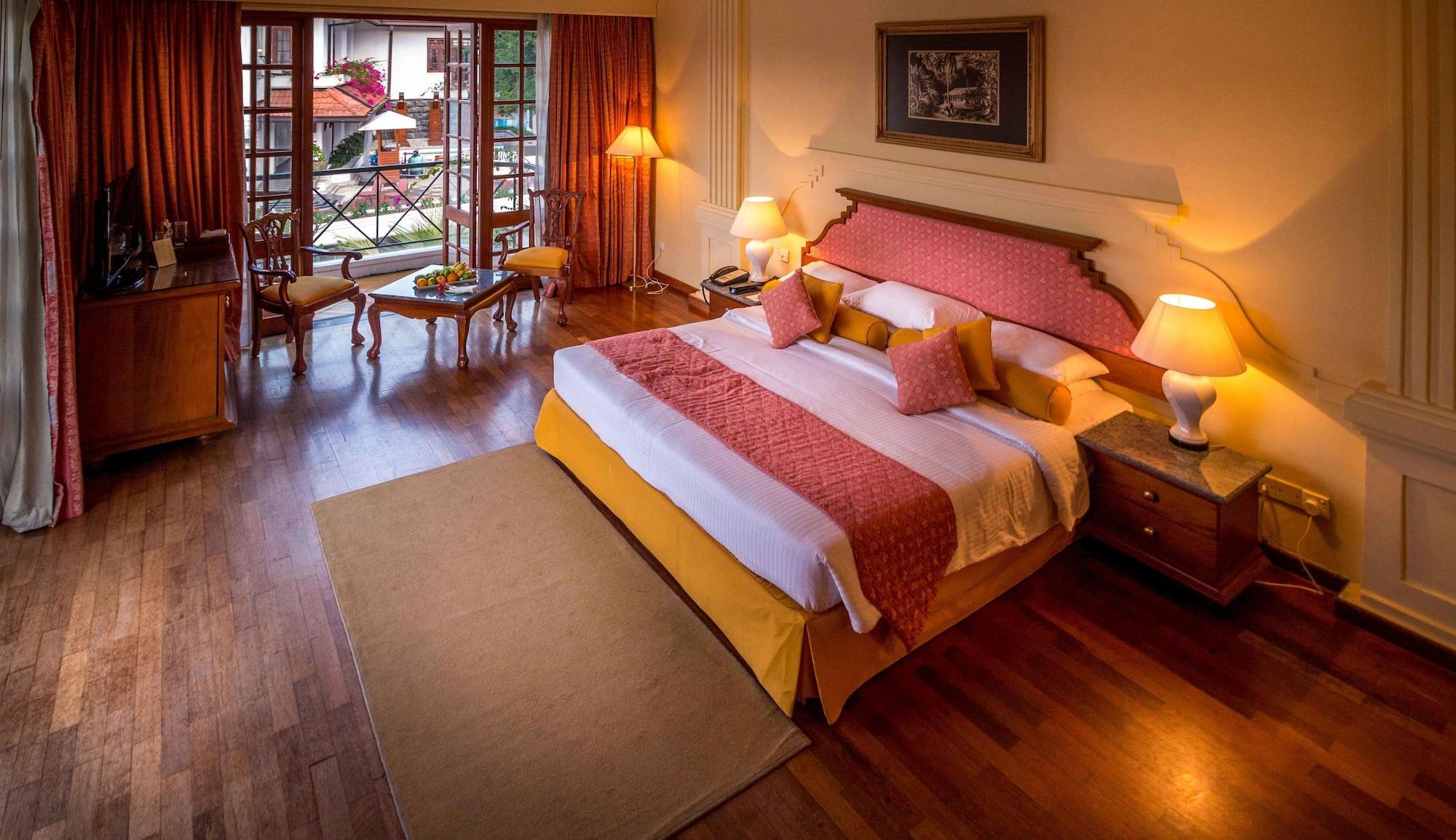 Mahaweli Reach Hotel 5*