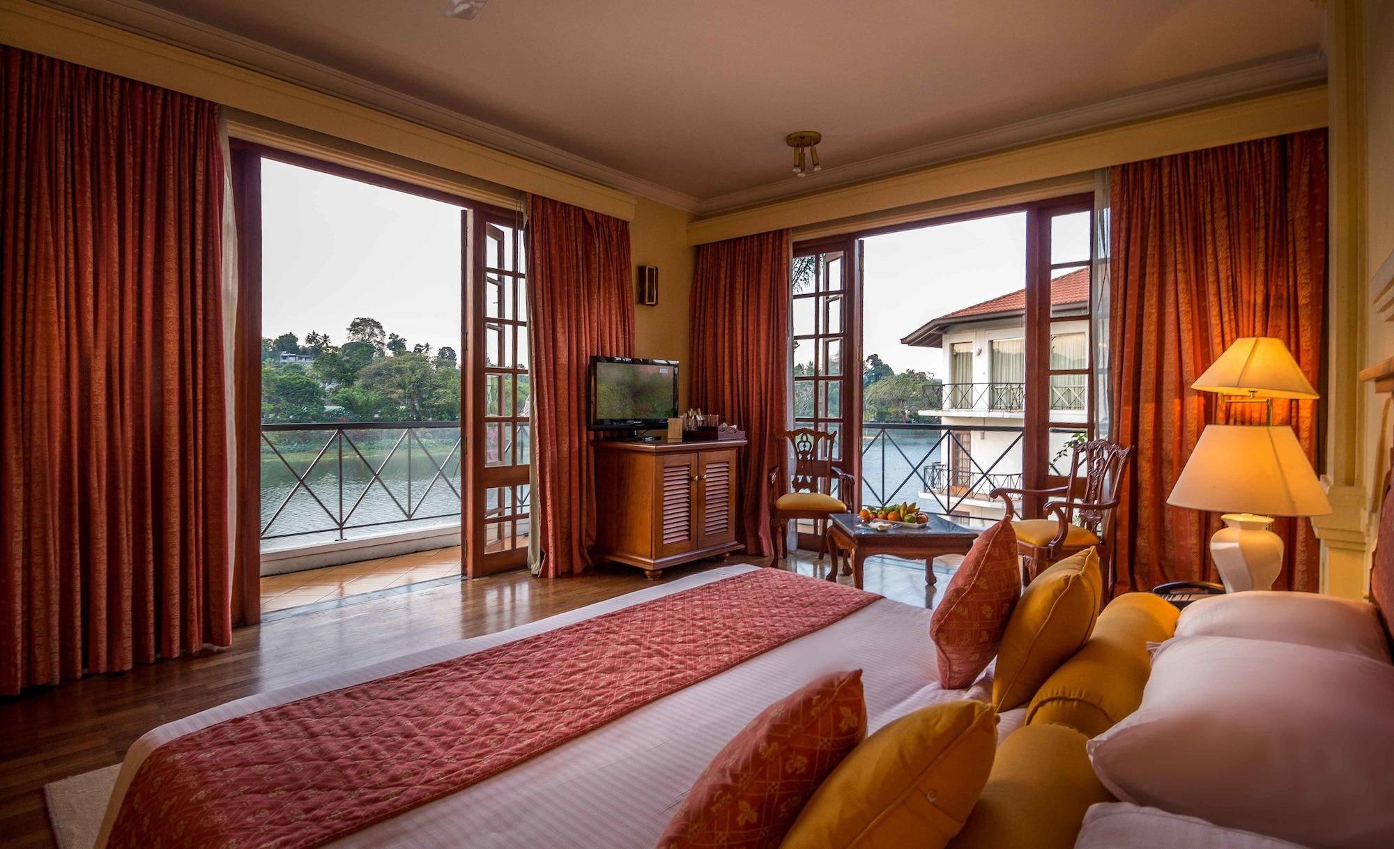 Mahaweli Reach Hotel Kandy