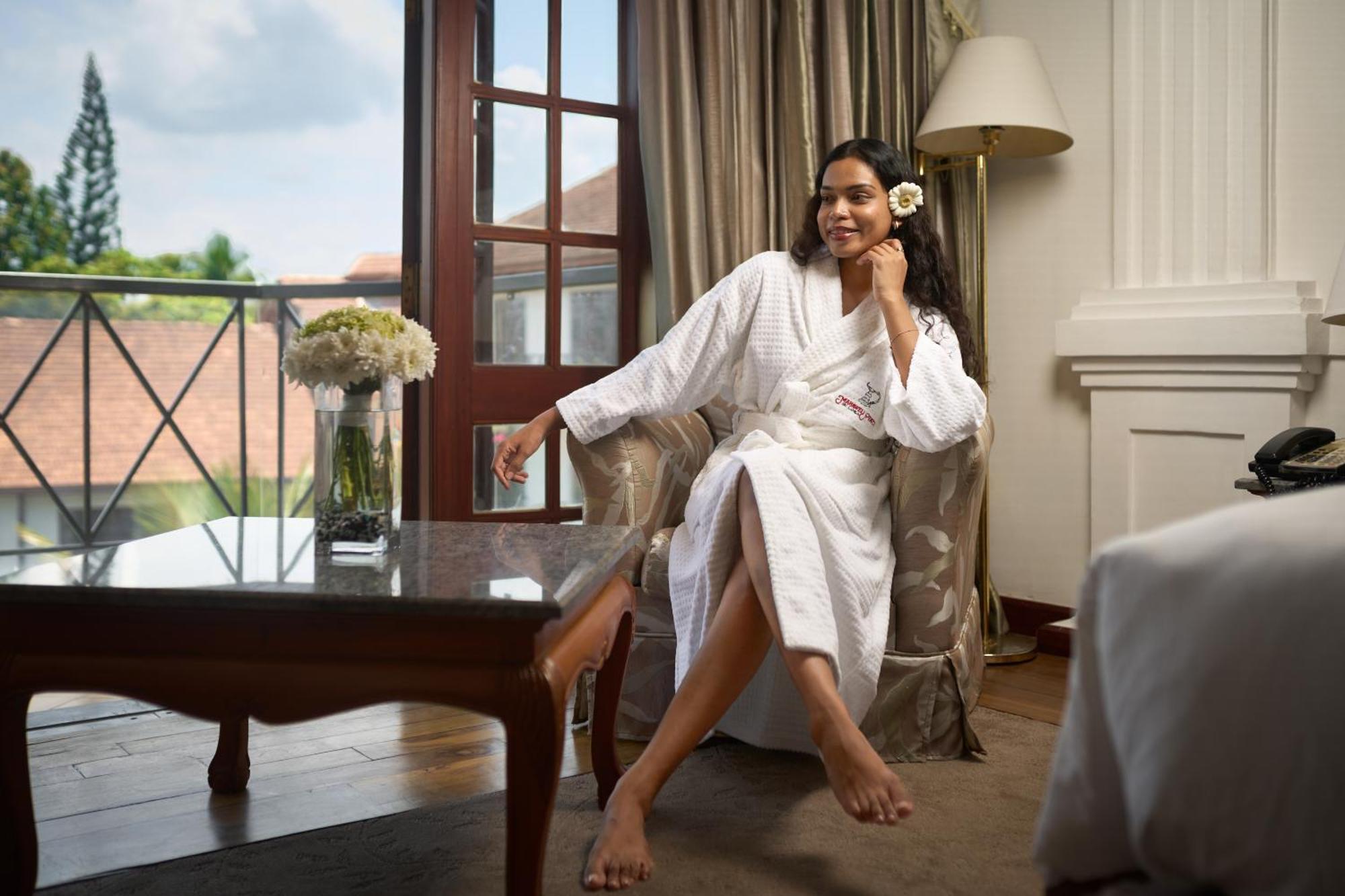 Mahaweli Reach Hotel 5*