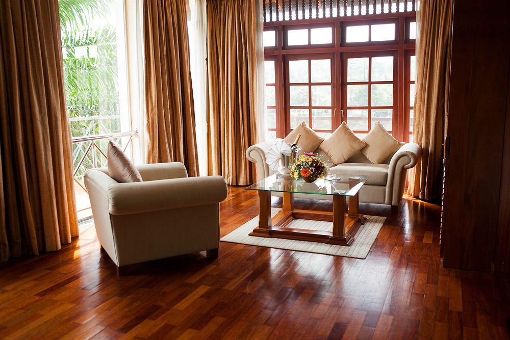 Hotel Mahaweli Reach 5*
