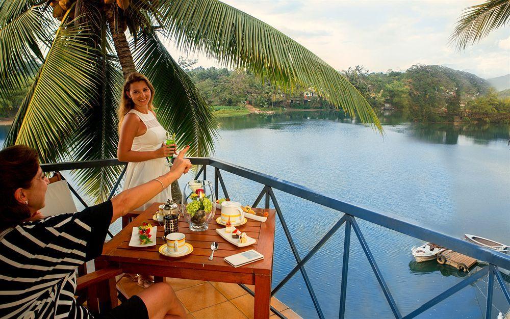 Hotel Mahaweli Reach