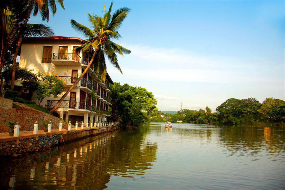Mahaweli Reach Kandy